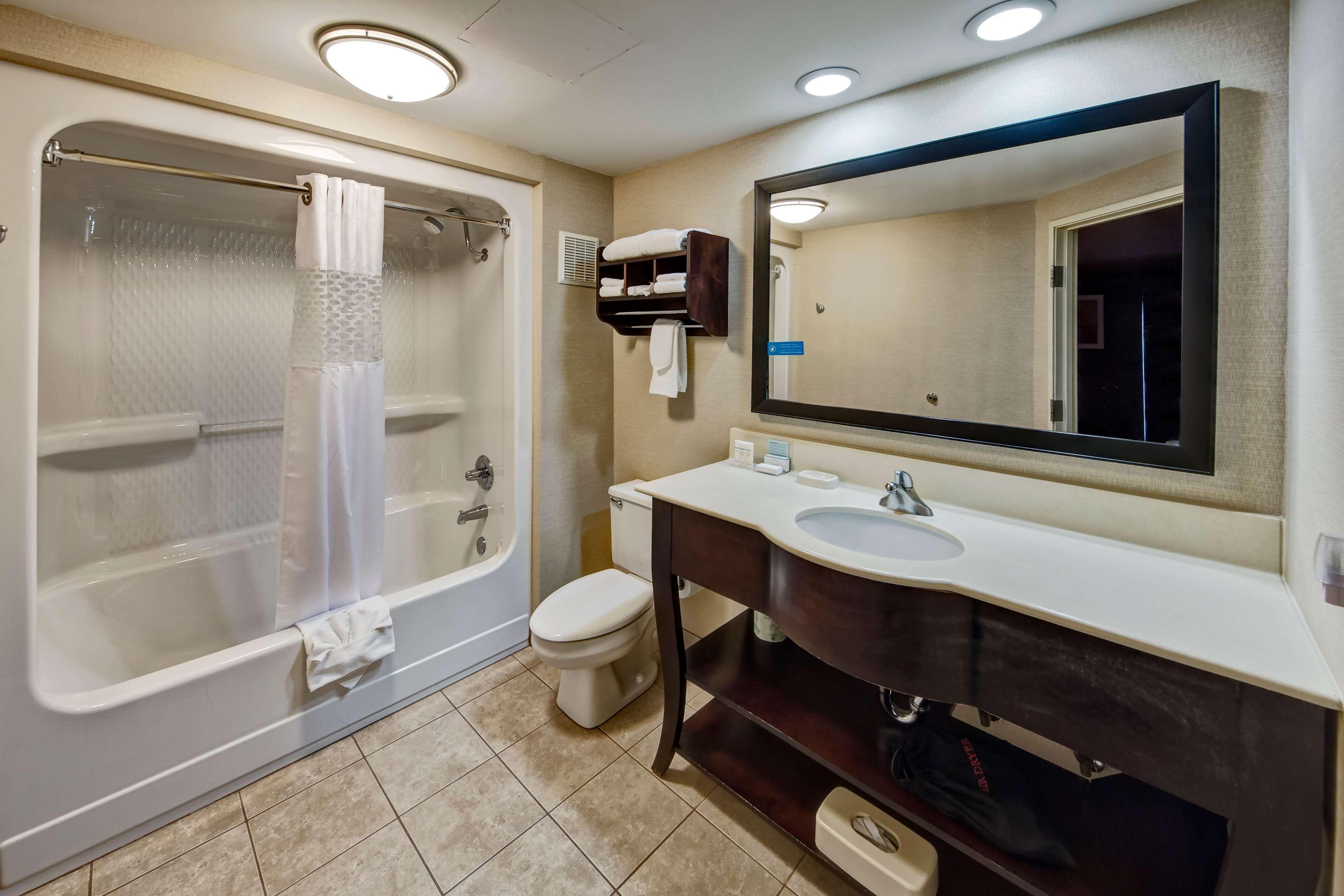 Hampton Inn By Hilton Clarksville Exterior photo