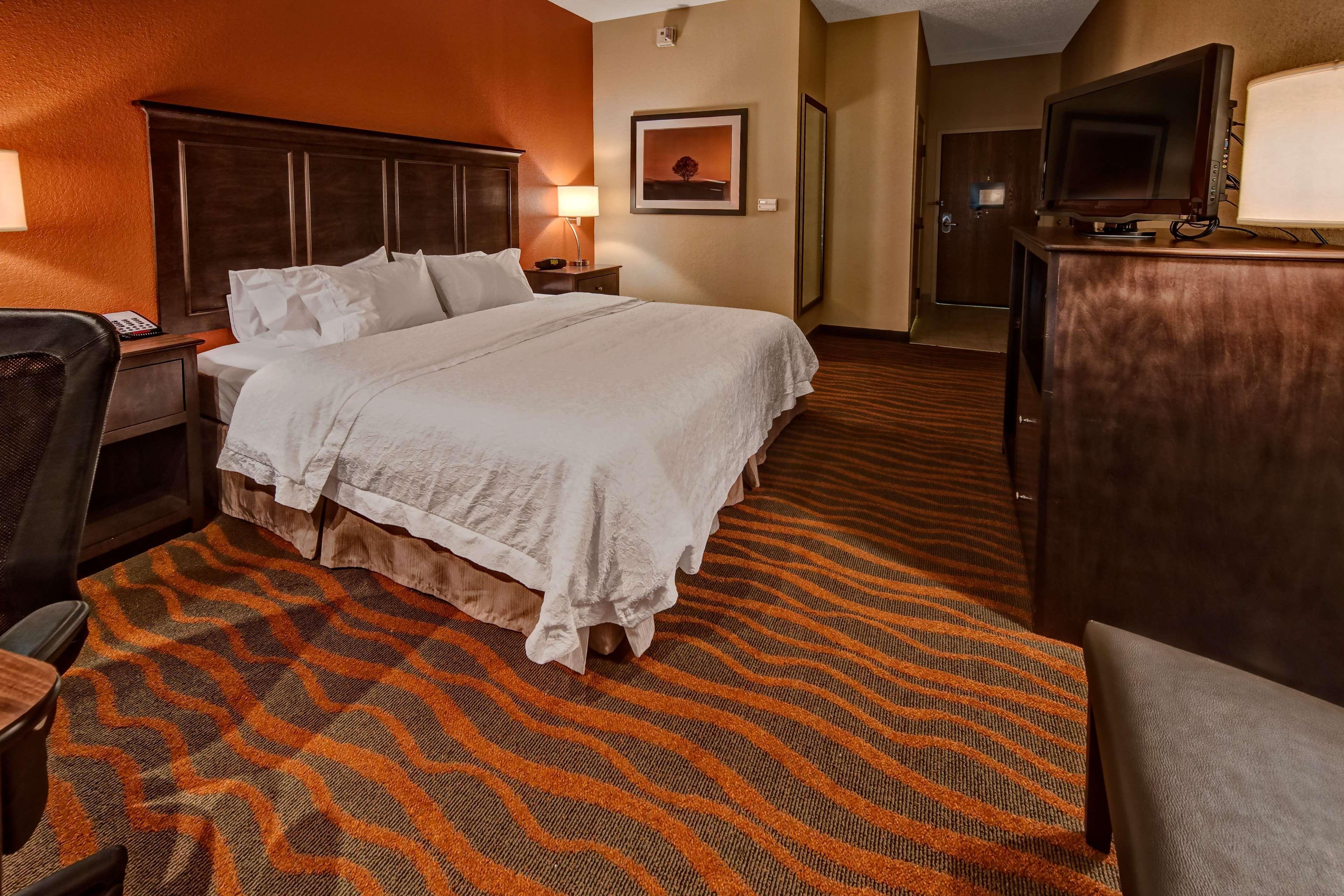 Hampton Inn By Hilton Clarksville Exterior photo